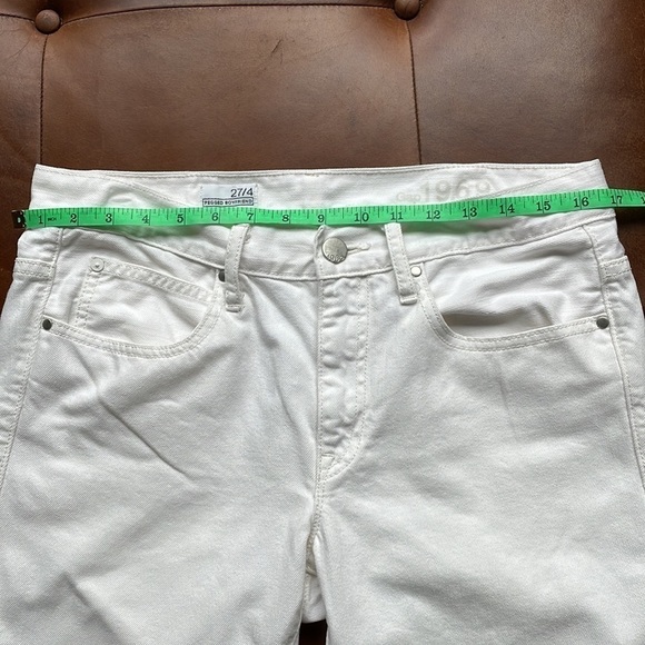Gap 1969 boyfriend distressed cropped white jeans SZ 4 - Picture 6 of 9
